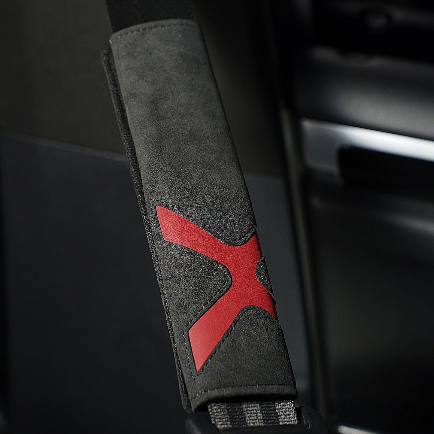 Red Blade Alcantara Seat Belt Cover - Racesio